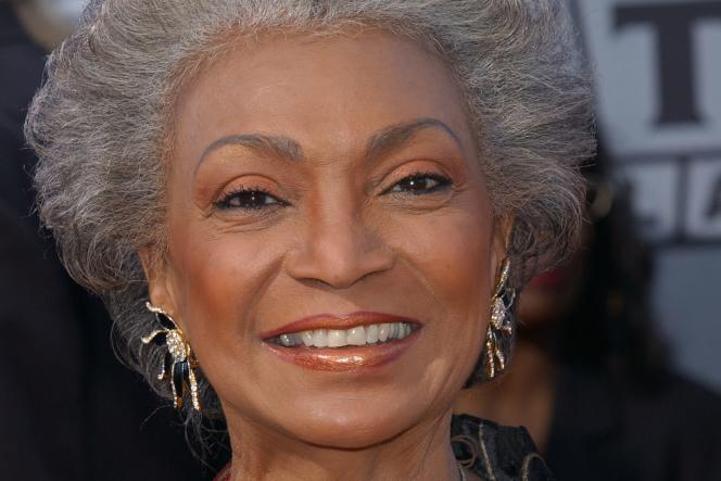 (FILES) In this file photo taken on March 2, 2003, US actress Nichelle Nichols attends the 2003 TV Land awards at the Palladium Theatre in Hollywood, California. Nichols, who was best known for portraying Lt Nyota Uhura on Star Trek: The Originial Series, has died at the age of 89. (Photo by Chris Delmas / AFP)